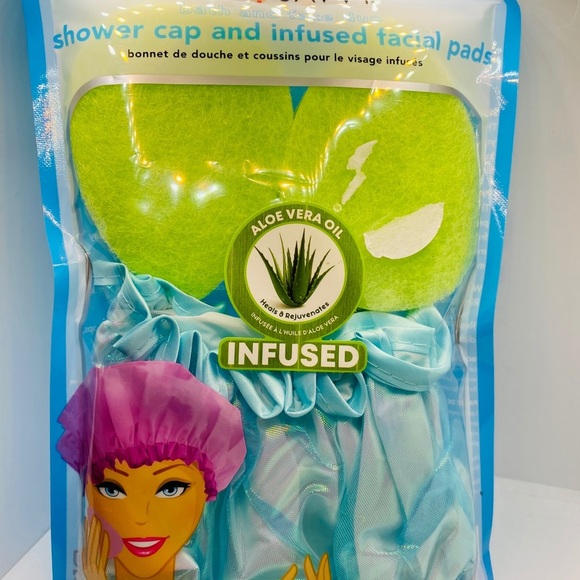 Shower cap and 2 facial pads Aloe infused! - Picture 11 of 12